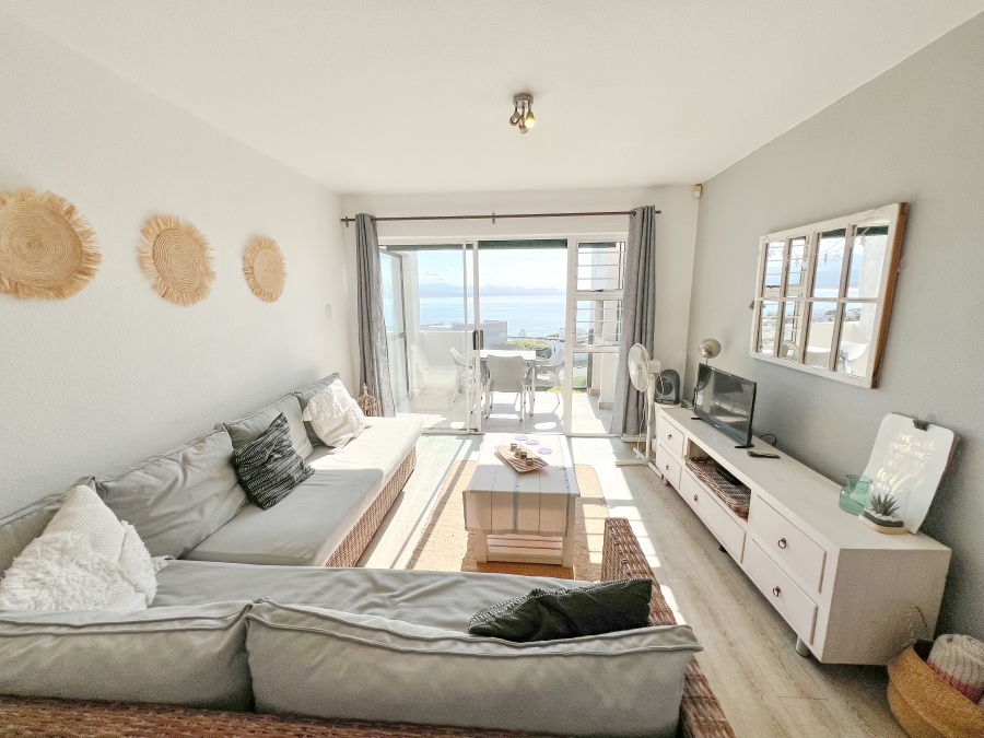 2 Bedroom Property for Sale in Plettenberg Bay Central Western Cape